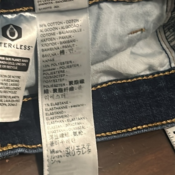 Levi’s High Waisted Mom Jeans Medium Wash Size 28 - Picture 7 of 13